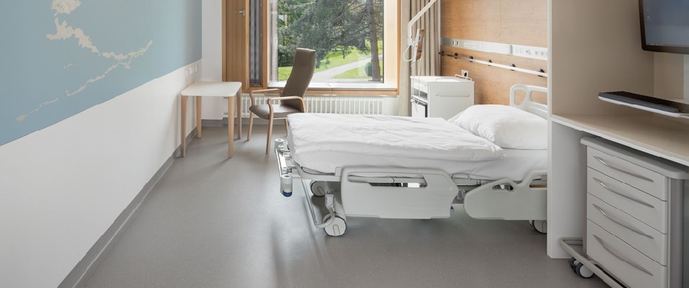 nora_ms_hc_patientsroom_freiburg_31586_2048x860.jpg